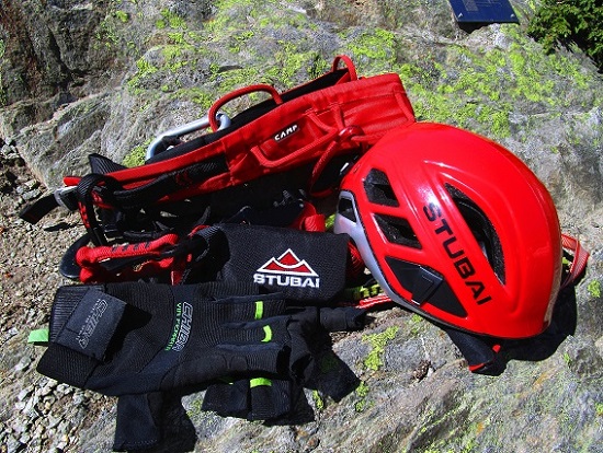 Foto: Andreas Koller / Klettersteigtour / Klettersteig Rock Metal Climbing zur Anenhütte (2366m) / 25.12.2020 18:19:12