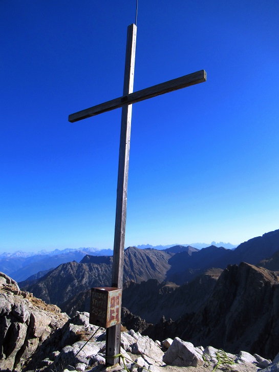 Foto: Andreas Koller / Wandertour / Große Aussicht von der Tatschspitze (2526m) / 22.04.2021 22:03:56