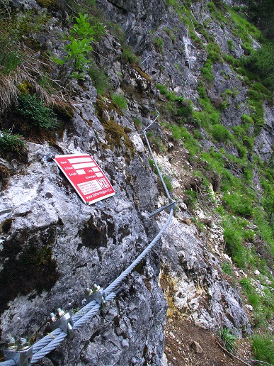 Foto: Andreas Koller / Klettersteigtour / Klettersteig Trafoi (1575m) / Einstieg / 02.05.2021 23:34:29