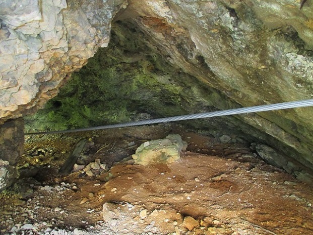 Foto: Andreas Koller / Klettersteigtour / Koschlak Klettersteig Bad Eisenkappel (720m) / Leichter Ausstieg A durch die Höhle / 07.06.2021 00:56:59
