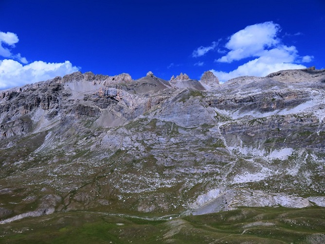 Foto: Andreas Koller / Wandertour / Zur Zackenkrone der la Mortice (3186m) / 03.08.2021 23:38:49