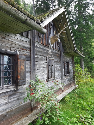 Foto: Wolfgang Dröthandl / Wandertour / Aus dem Mürztal auf die Stanglalpe (Stanglalm) / Schönes Jagdhäuschen... / 15.08.2021 19:10:30