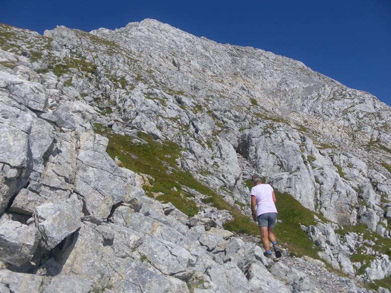 Foto: Wolfgang Lauschensky / Wandertour / Kollinkofel oder Creta di Collina 2691m vom Plöckenpass  / Querung zum Gipfelstock / 17.09.2021 23:07:38