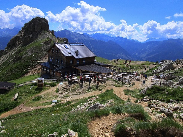 Foto: Andreas Koller / Klettersteigtour / Masaré Klettersteig über dem Rif. Roda di Vael (2607m) / 22.09.2021 02:20:06