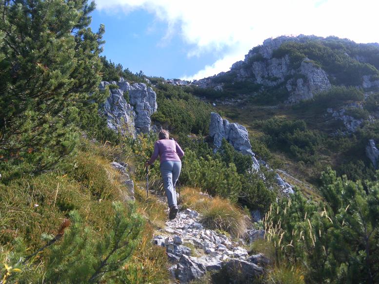 Foto: Wolfgang Lauschensky / Wandertour / Cima Levante 2019m Überschreitung / unter dem Gipfelfels / 19.10.2021 17:02:44