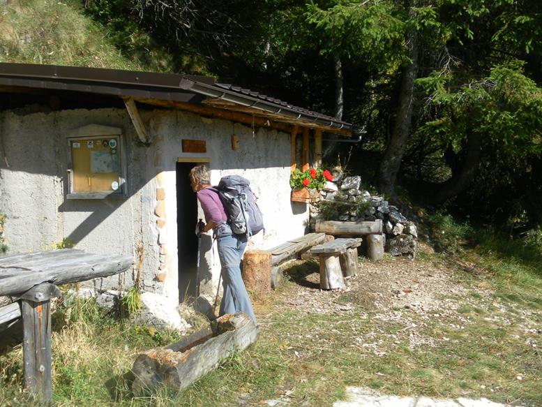 Foto: Wolfgang Lauschensky / Wandertour / Cima Levante 2019m Überschreitung / bei der Malga Penez / 19.10.2021 17:01:55