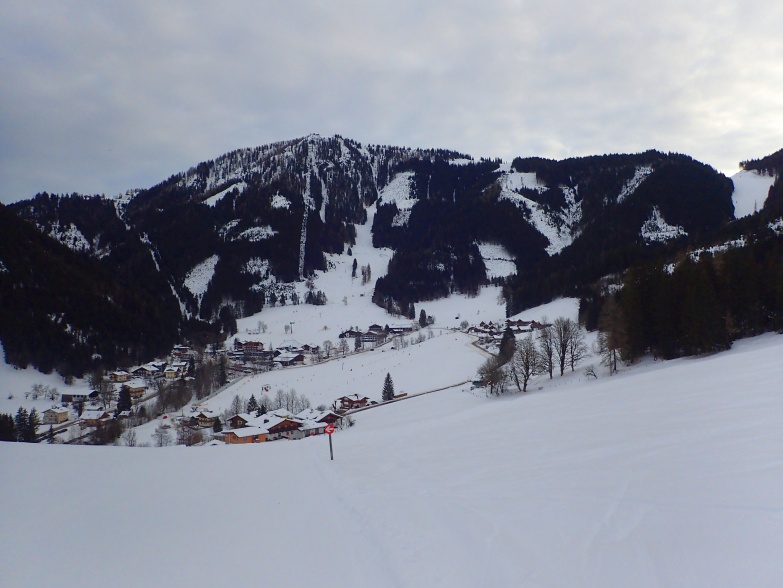 Foto: Manfred Karl / Skitour / Über das Rosnerköpfl auf die Bischlinghöhe / Bischling - Ziel der Rundtour / 11.01.2022 07:10:53