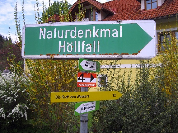 Foto: Andreas Koller / Wandertour / Bärentrail und die Kraft des Wassers (793m) / 26.04.2022 01:25:54