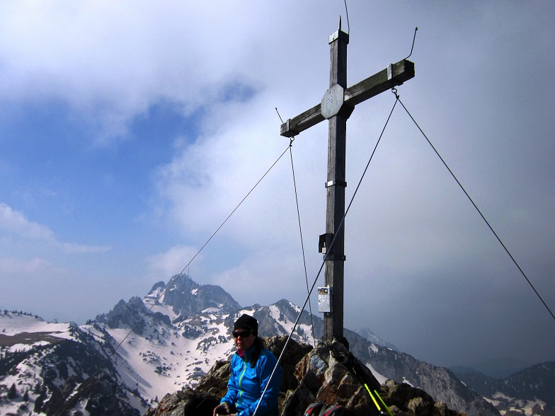 Foto: Andreas Koller / Schneeschuhtour / Zwei Schneeschuh-Gipfel im Wendelstein (1720m) / 28.04.2022 23:33:12