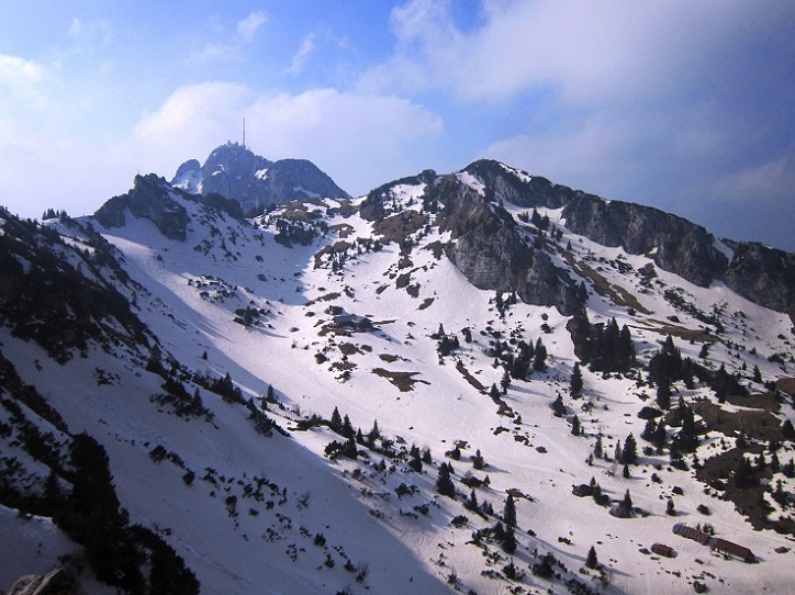 Foto: Andreas Koller / Schneeschuhtour / Zwei Schneeschuh-Gipfel im Wendelstein (1720m) / 28.04.2022 23:29:59