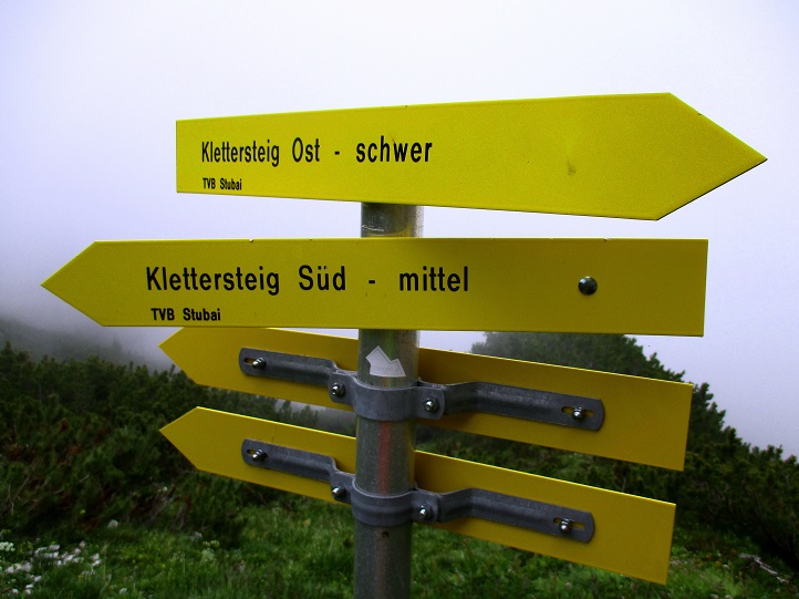 Foto: Andreas Koller / Klettersteigtour / Gratklettersteig Kreuzjoch (2260m) / 09.05.2022 03:14:06