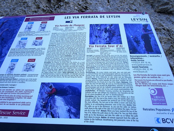 Foto: Andreas Koller / Klettersteigtour / Via ferrata Tour dŽAi (2331m) / Einstieg mit Informationstafel / 05.08.2022 13:45:18