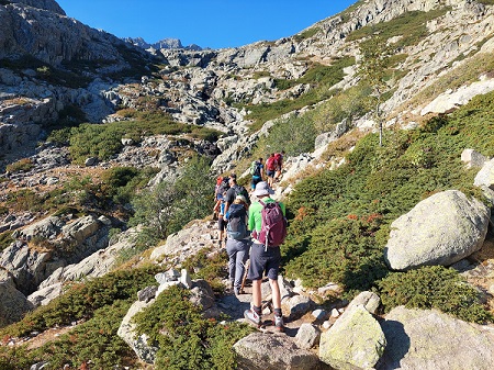 Foto: Rupert Gredler / Wandertour / Monte Rotondo Überschreitung / Zur Kante / 29.08.2022 18:21:48