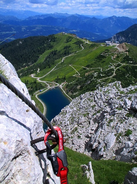 Foto: Andreas Koller / Klettersteigtour / Leichte Klettersteigrunde am Nassfeld (2079m) / Winkelturm Ostgratklettersteig / 13.09.2022 01:24:38