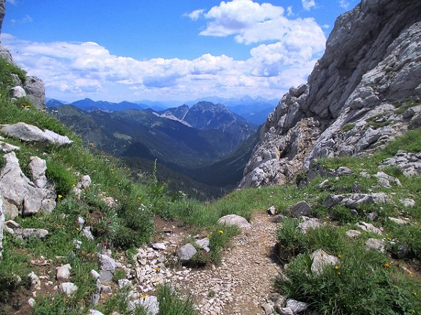 Foto: Andreas Koller / Klettersteigtour / Leichte Klettersteigrunde am Nassfeld (2079m) / Contin Scharte / 13.09.2022 01:16:37