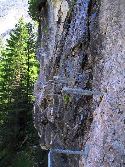 Foto: Andreas Koller / Klettersteigtour / Gorges de Mauvoisin 1: Via ferrata Saxifrage (1763m) / 16.09.2022 01:18:51