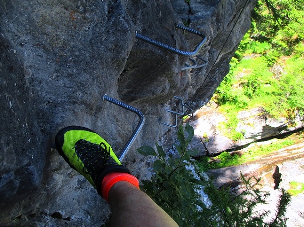 Foto: Andreas Koller / Klettersteigtour / Gorges de Mauvoisin 1: Via ferrata Saxifrage (1763m) / 16.09.2022 01:18:13