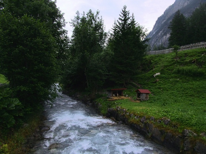 Foto: Andreas Koller / Klettersteigtour / Klettersteig Kellenegg (1355m) / Alvierbach nahe des Ausgangspunkts in Brand / 20.09.2022 23:09:24