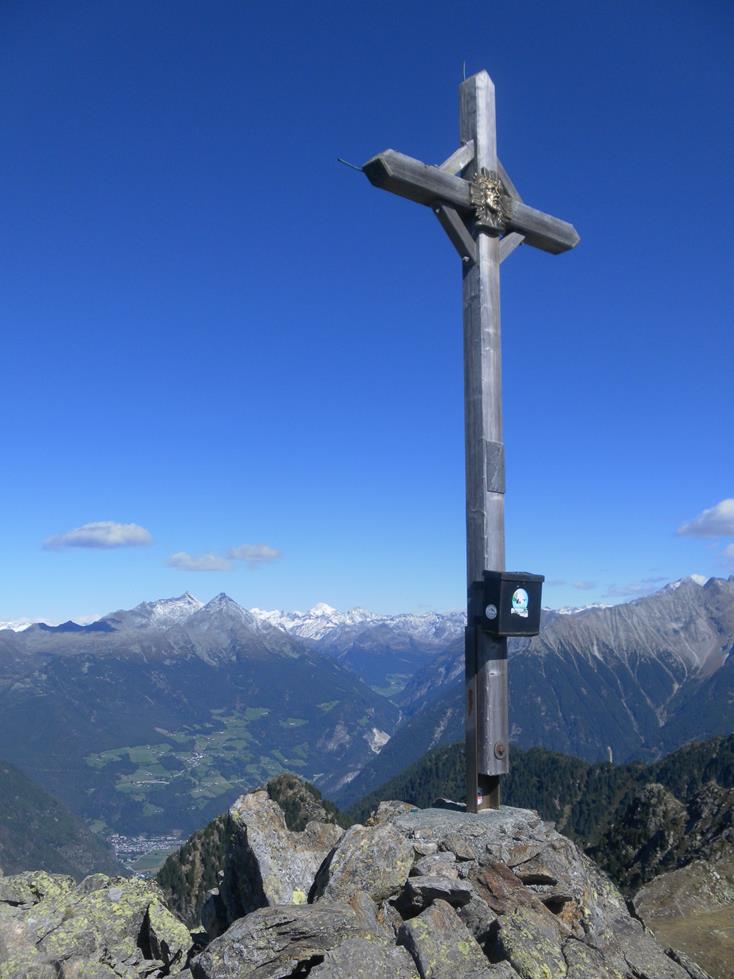 Foto: Wolfgang Lauschensky / Wandertour / Sambock-Runde von Platten / Bärentalerspitz oder Bärentalspitze oder
Perntalerspitze oder Cima Valperna / 02.10.2022 16:23:47