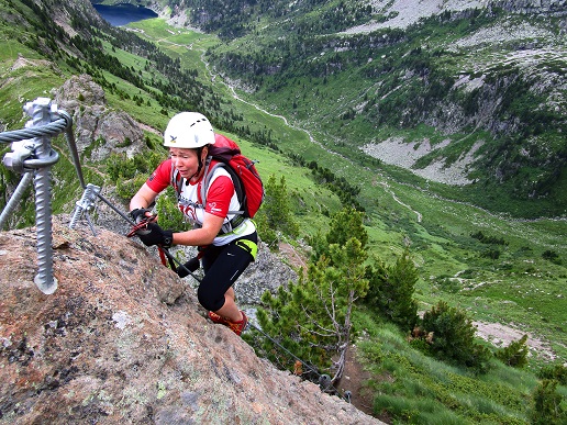 Foto: Andreas Koller / Klettersteigtour / Via ferrata dei Laghi Cermis Skyline inkl. zwei Gipfel (2535m) / 04.10.2022 00:51:17