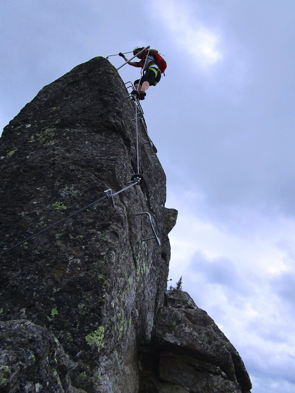 Foto: Andreas Koller / Klettersteigtour / Via ferrata dei Laghi Cermis Skyline inkl. zwei Gipfel (2535m) / 04.10.2022 00:46:31