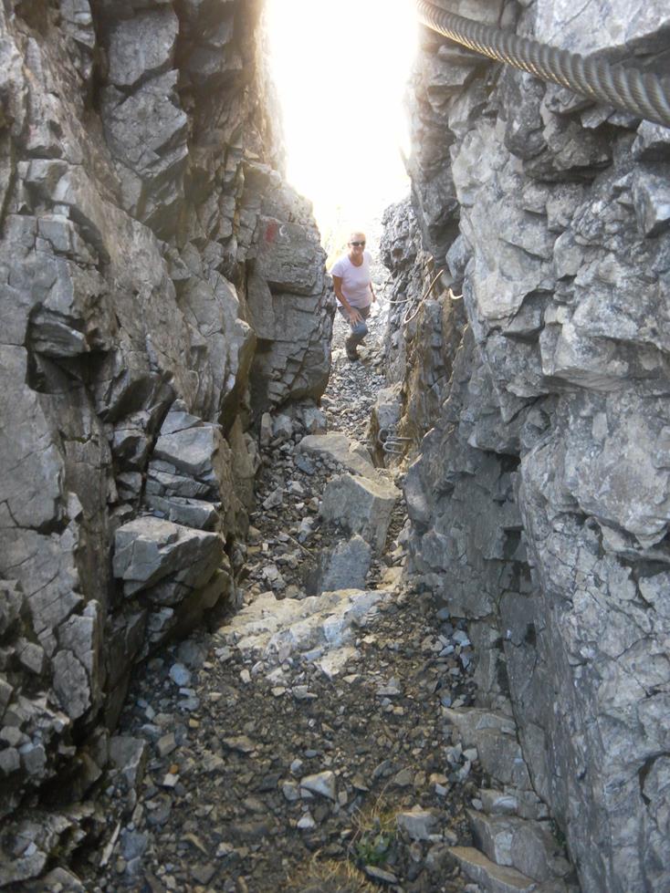 Foto: Wolfgang Lauschensky / Wandertour / Telfer Weißen 2588m und Roßkopf 2189m von Sterzing / gesicherter Schluchtabstieg / 06.11.2022 18:00:19