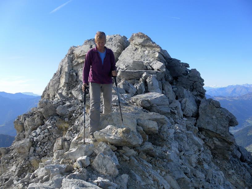 Foto: Wolfgang Lauschensky / Wandertour / Weißspitze bis Rollspitze Runde vom Braunhof / Nordgratabstieg / 09.11.2022 00:14:22
