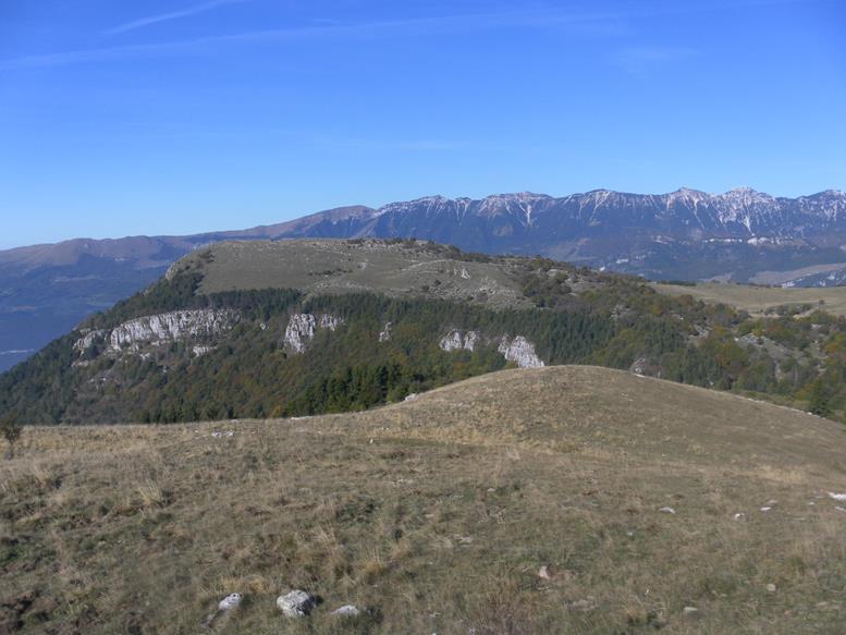 Foto: Wolfgang Lauschensky / Wandertour / Cima Corno d’Aquilio über Monte Cornetto und Corno Mozzo / Corno d'Aquilio vom Corno Mozzo / 15.11.2022 00:29:03