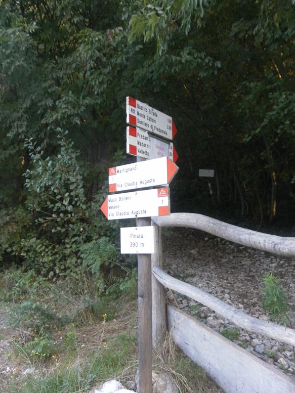 Foto: Wolfgang Lauschensky / Wandertour / Monte Calisio 1096m / Ausgangspunkt Pinara / 16.11.2022 01:20:11