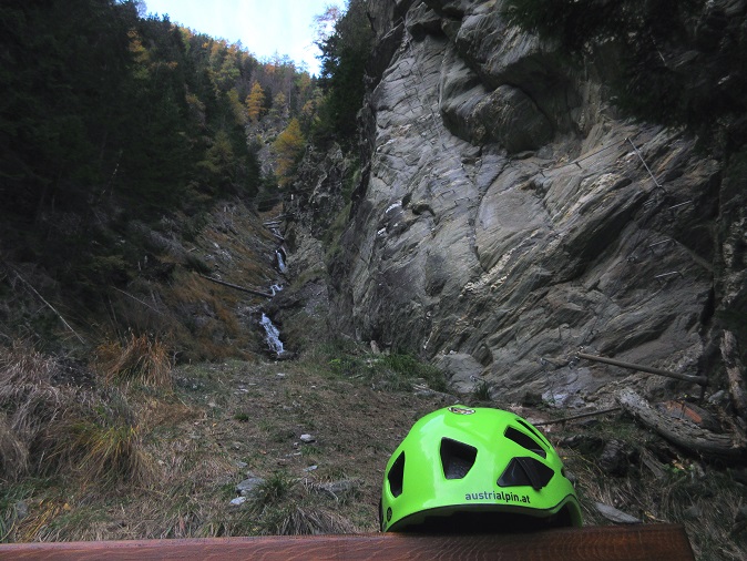 Foto: Andreas Koller / Klettersteigtour / Klettersteig Ölberg im Pfitschertal (1425m) / Endgültiger Ausstieg nach der Hängebrücke / 29.11.2022 21:50:54