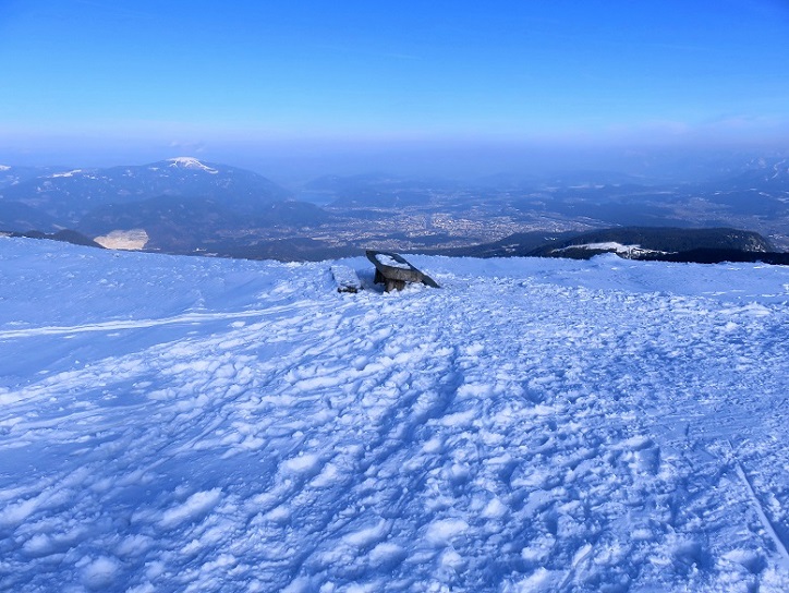 Foto: Andreas Koller / Schneeschuhtour / Panorama-Schneeschuhtour auf den Dobratsch (2166m) / 18.04.2023 01:30:30