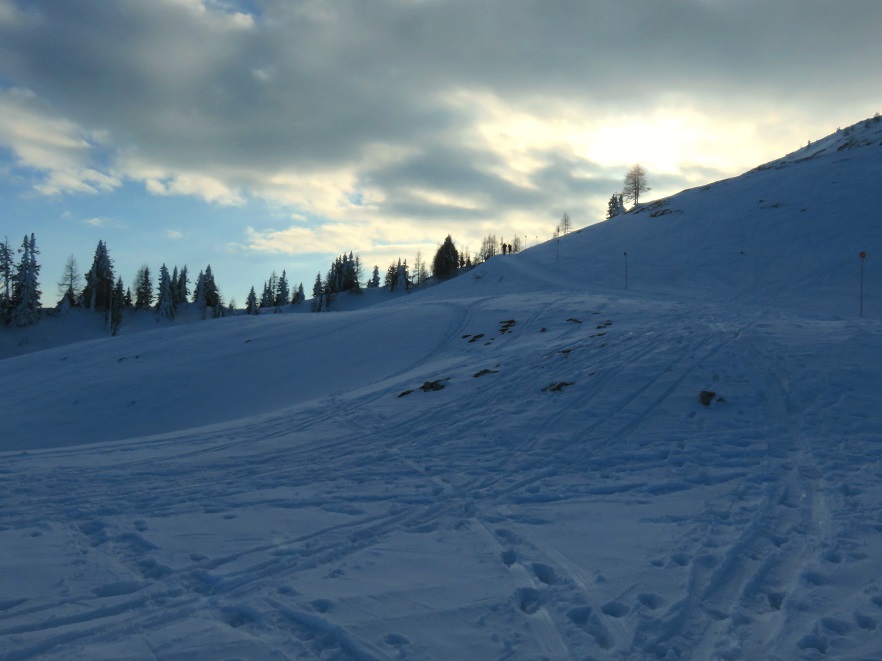 Foto: Andreas Koller / Schneeschuhtour / Panorama-Schneeschuhtour auf den Dobratsch (2166m) / Zurück bei der Rosstratte / 18.04.2023 01:30:18