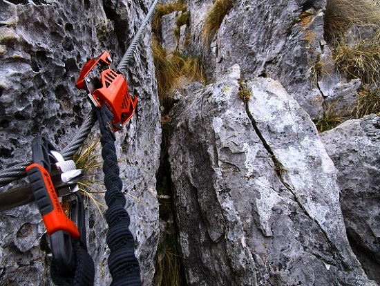 Foto: Andreas Koller / Klettersteigtour / Monte Boccaor auf der Via ferrata Sass Brusai (1531m) / 25.10.2023 01:10:38