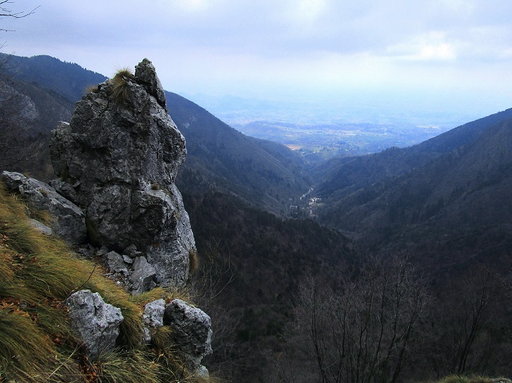 Foto: Andreas Koller / Klettersteigtour / Monte Boccaor auf der Via ferrata Sass Brusai (1531m) / 25.10.2023 01:10:21