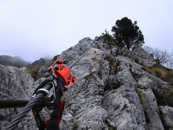 Foto: Andreas Koller / Klettersteigtour / Monte Boccaor auf der Via ferrata Sass Brusai (1531m) / 25.10.2023 01:10:15