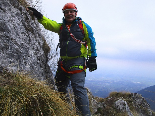 Foto: Andreas Koller / Klettersteigtour / Monte Boccaor auf der Via ferrata Sass Brusai (1531m) / 25.10.2023 01:09:40