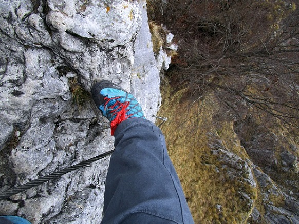 Foto: Andreas Koller / Klettersteigtour / Monte Boccaor auf der Via ferrata Sass Brusai (1531m) / 25.10.2023 01:09:26