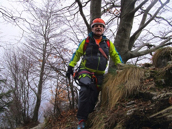 Foto: Andreas Koller / Klettersteigtour / Monte Boccaor auf der Via ferrata Sass Brusai (1531m) / 25.10.2023 01:09:05