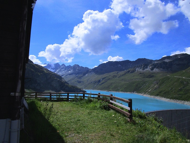 Foto: Andreas Koller / Klettersteigtour / Via ferrata de Moiry (2315m) / Ausstieg beim Gite du Lac de Moiry / 14.11.2023 01:12:16