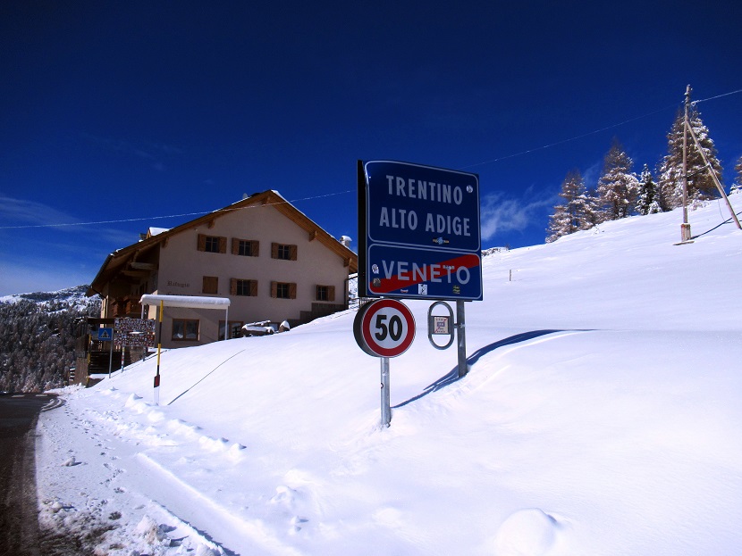 Foto: Andreas Koller / Wandertour / Monte Pradazzo - Allwettertour über dem Passo Valles (2281m) / Ausgangspunkt Passo Valles / 06.12.2023 01:35:13