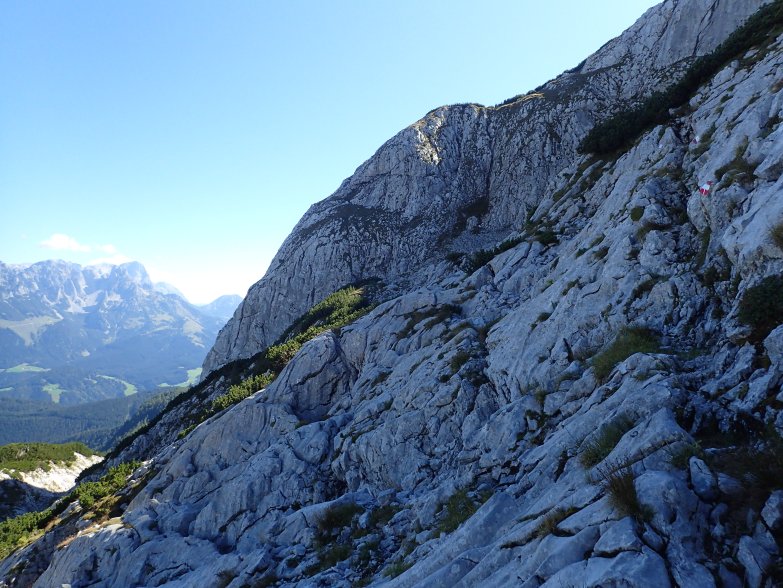 Foto: Manfred Karl / Wandertour / Von der Karalm auf den Sonntagskogel (2046 m) / Der Steig ist gut markiert. / 11.12.2023 08:23:36