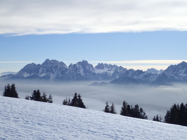 Foto: Manfred Karl / Skitour / Kammwanderung zum Rudlhorn (2448 m) / Dolomitenpanorama / 06.03.2024 12:17:06