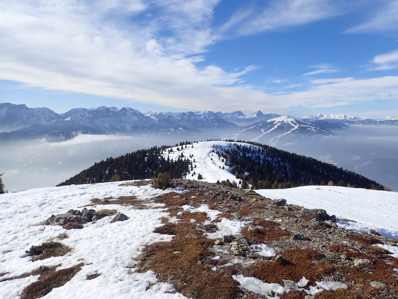 Foto: Manfred Karl / Skitour / Kammwanderung zum Rudlhorn (2448 m) / Lutterkopf, rechts dahinter Kronplatz / 06.03.2024 12:16:30