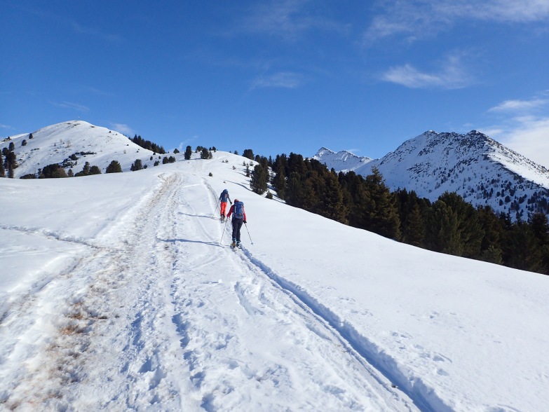 Foto: Manfred Karl / Skitour / Kammwanderung zum Rudlhorn (2448 m) / Aufstieg zum Durakopf / 06.03.2024 12:12:18