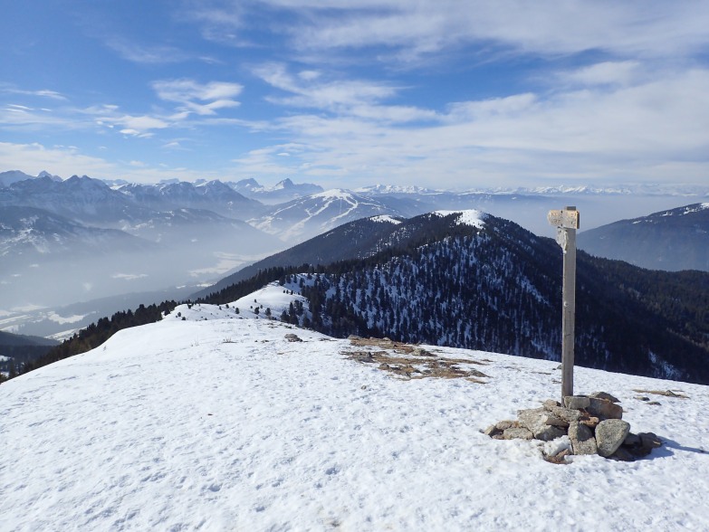 Foto: Manfred Karl / Skitour / Kammwanderung zum Rudlhorn (2448 m) / Gratverlauf Lutterkopf - Durakopf / 06.03.2024 12:11:42