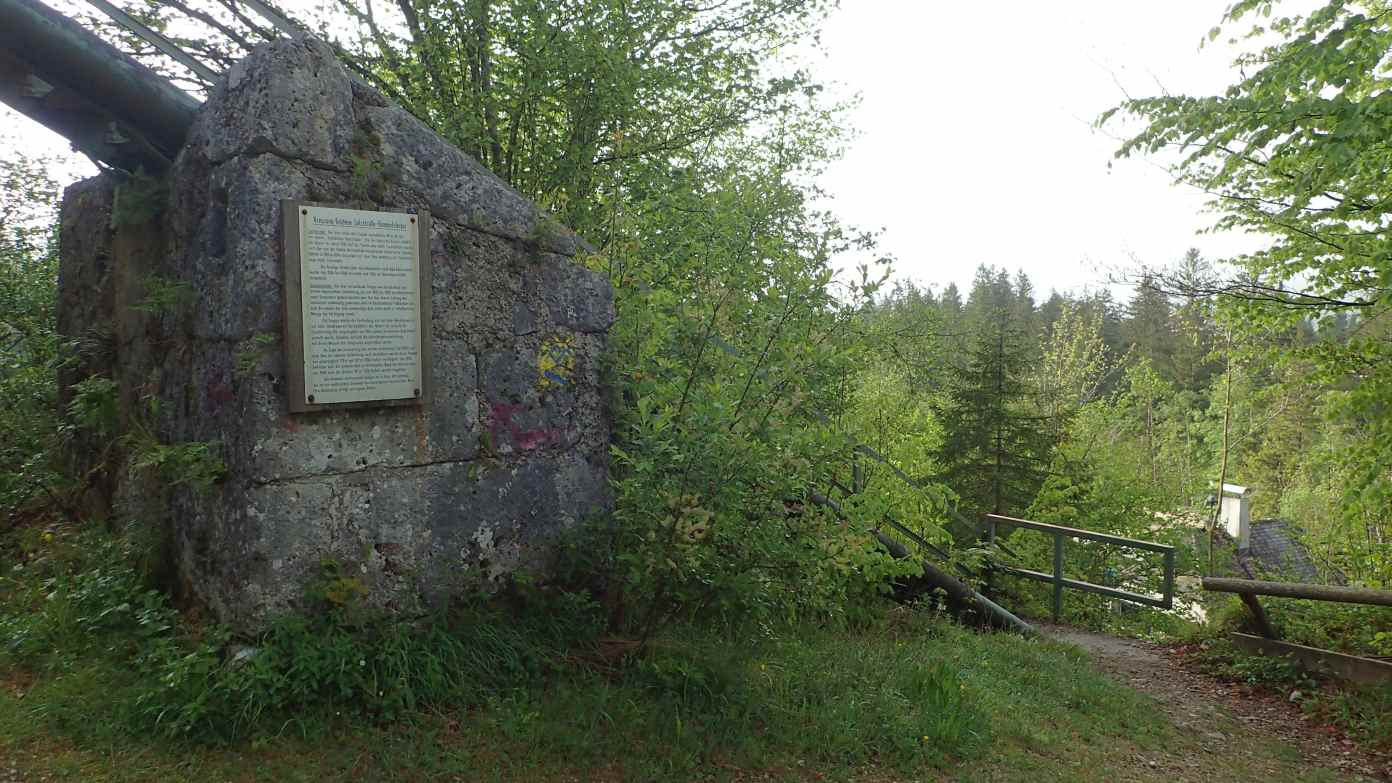 Foto: Manfred Karl / Wandertour / Über die Himmelsleiter auf das Gruberhörndl (1493 m) / Einstieg Himmelsleiter / 08.05.2024 11:45:43