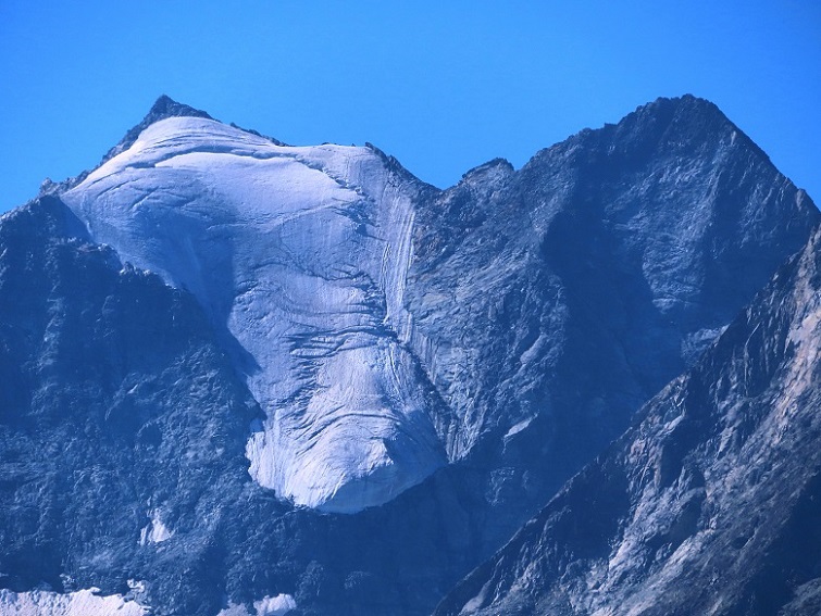 Foto: Andreas Koller / Wandertour / Becs de Bosson vom Lac de Moiry (3149m) / 27.09.2024 02:02:42