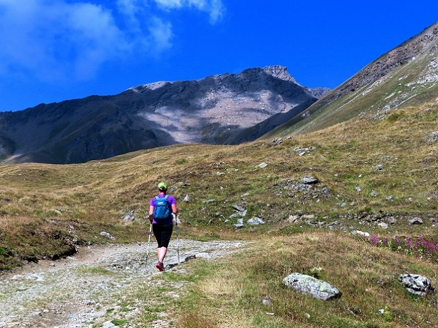 Foto: Andreas Koller / Wandertour / Becs de Bosson vom Lac de Moiry (3149m) / 27.09.2024 02:01:44