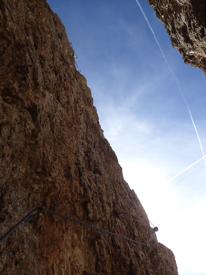 Foto: Manfred Karl / Klettersteigtour / Via Ferrata Furcela de Saslonch – Klettersteig Langkofelscharte / In der Schlucht / 06.02.2025 16:23:31