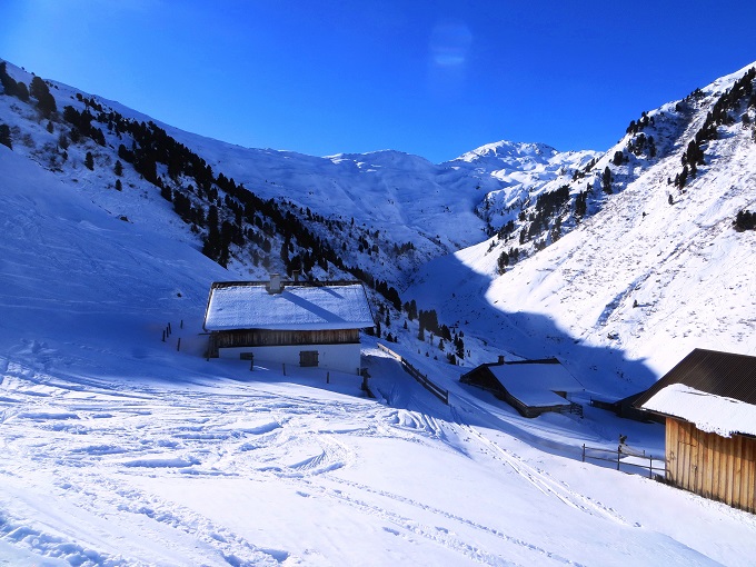 Foto: Andreas Koller / Skitour / Über die Viertelalmen zum Marchkopf (2499m) / 17.05.2025 19:21:12